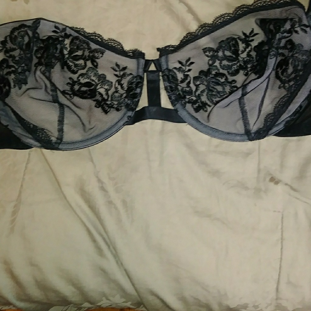Smart & Sexy 38 DD unlined bra